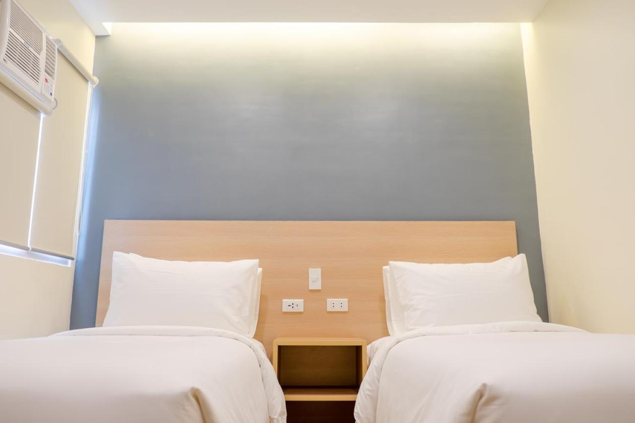 Bridge Hotel Cagayan de Oro Exterior photo